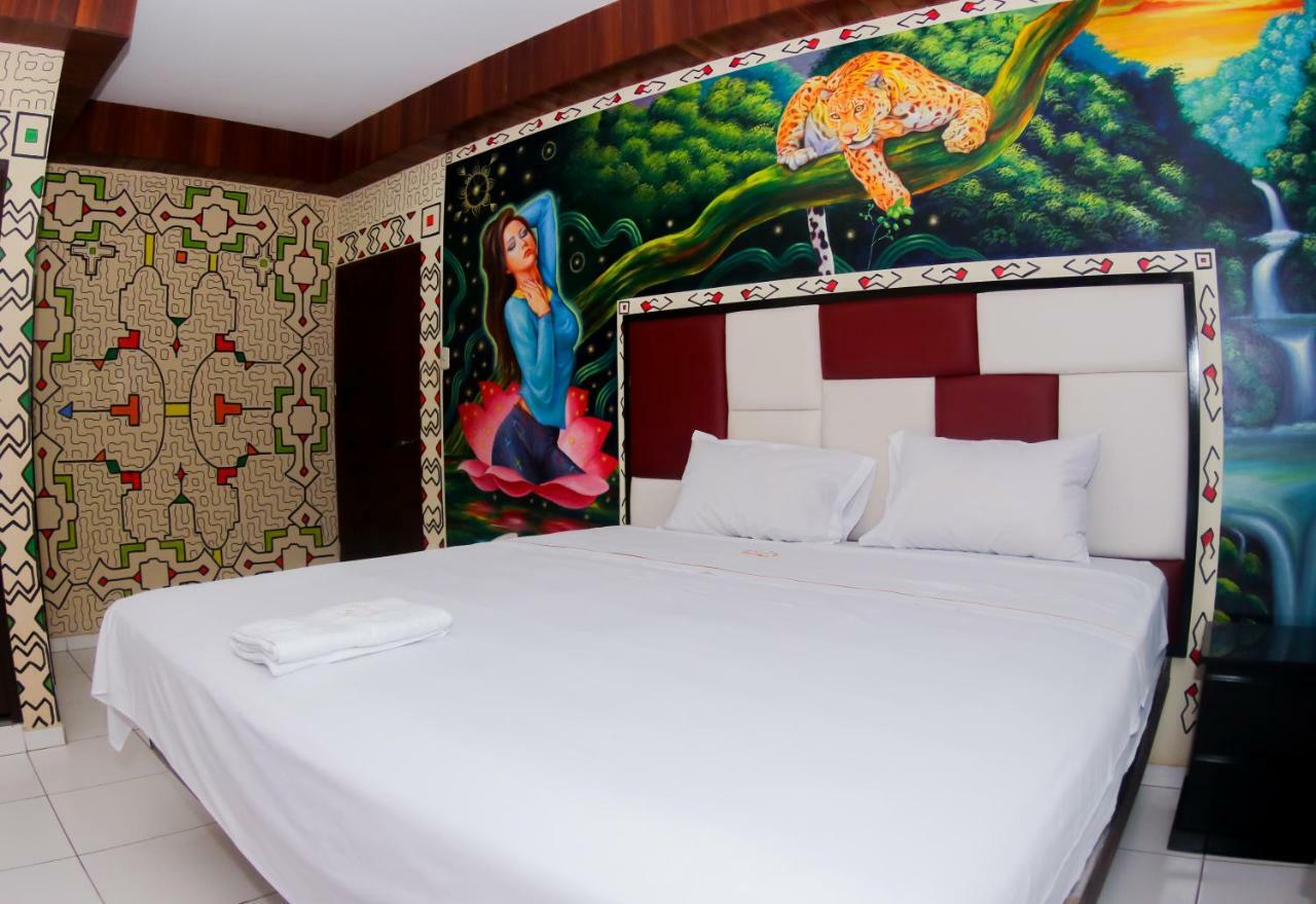 Gran Hotel Gusbet プカルパ エクステリア 写真